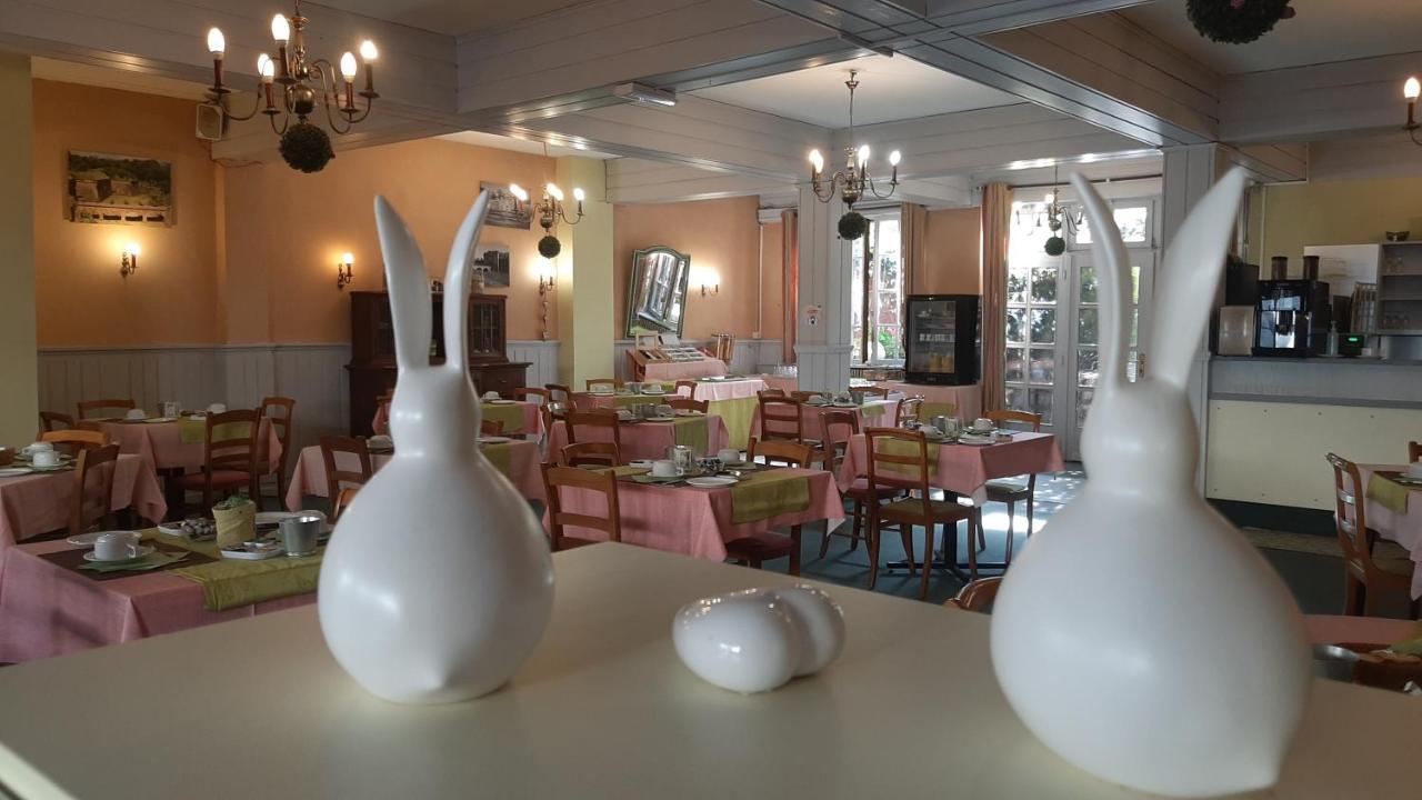 נף-בריסאך Hotel Restaurant Aux Deux Roses מראה חיצוני תמונה